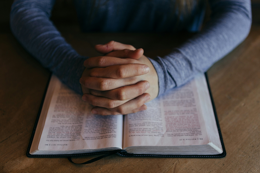 50 Bible Verses That Bring Peace and Hope